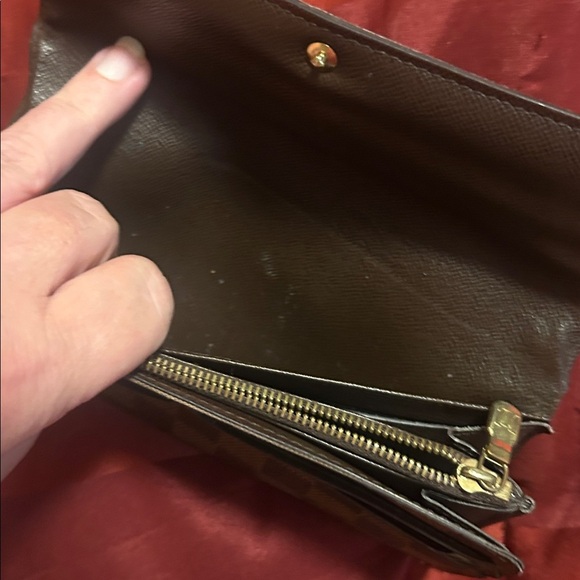 Louis Vuitton long wallet - Picture 14 of 16